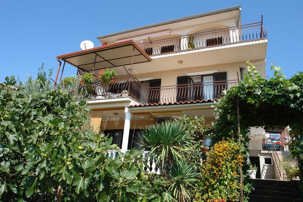 Apartment Dokic Crikvenica Exterior foto